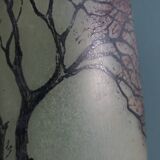 Vase au décor peint signé Jem Joseph Mure