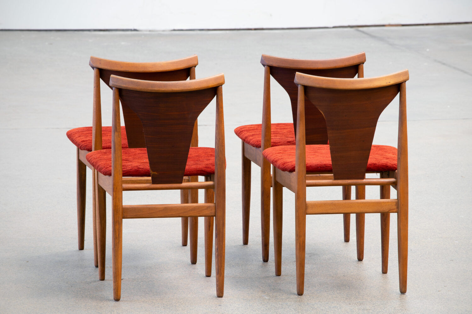 Série de 4 chaises scandinaves vintage 1960