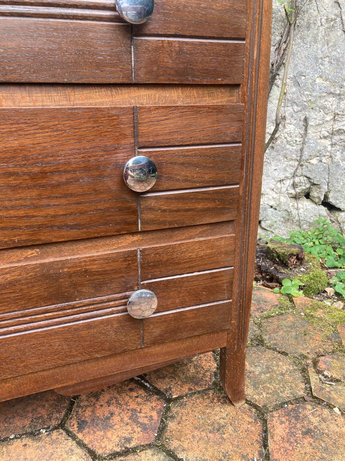 Vintage chest of drawers