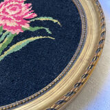 Set of 3 round frames with cross-stitch flowers