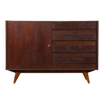 Commode vintage en chêne teinté modèle U-458 par Jiri Jiroutek, 1960