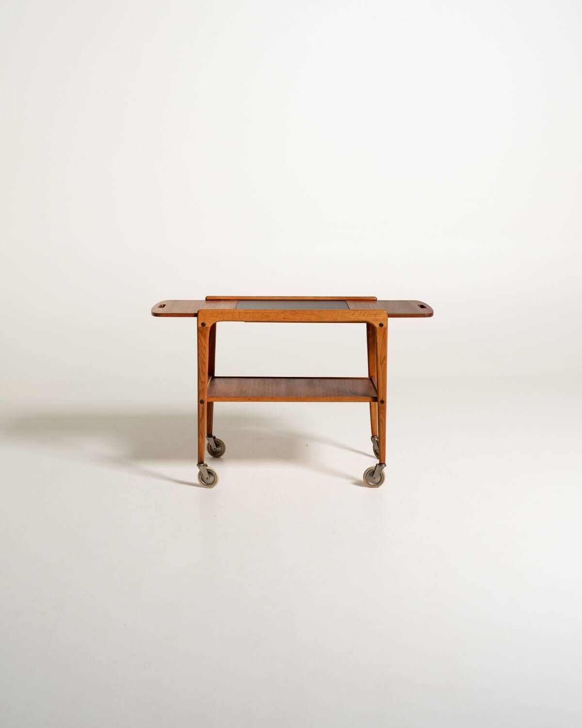 Yngve Ekström "Thea" oak serving trolley