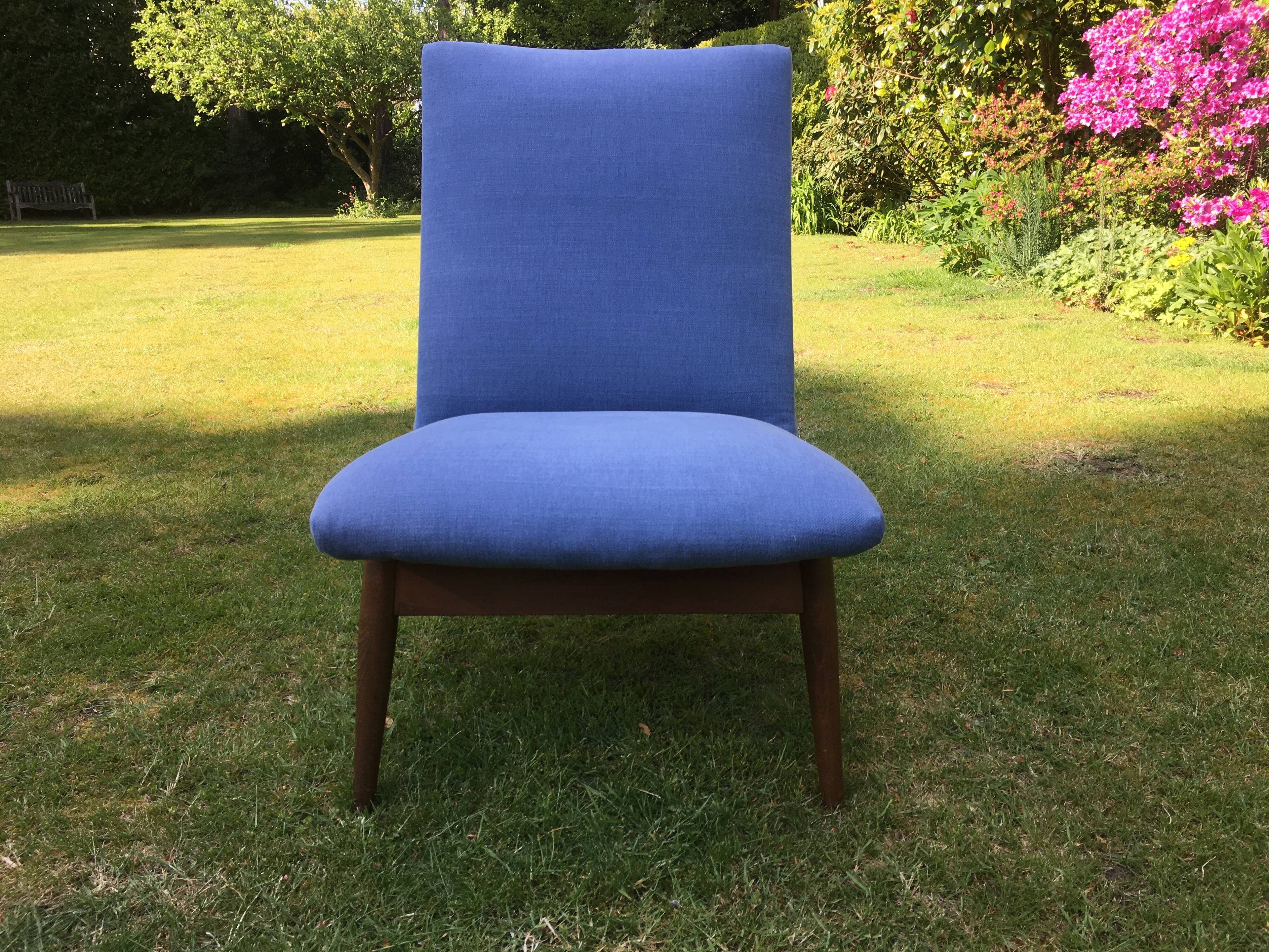 Parker Knoll armchair model PM 945/7