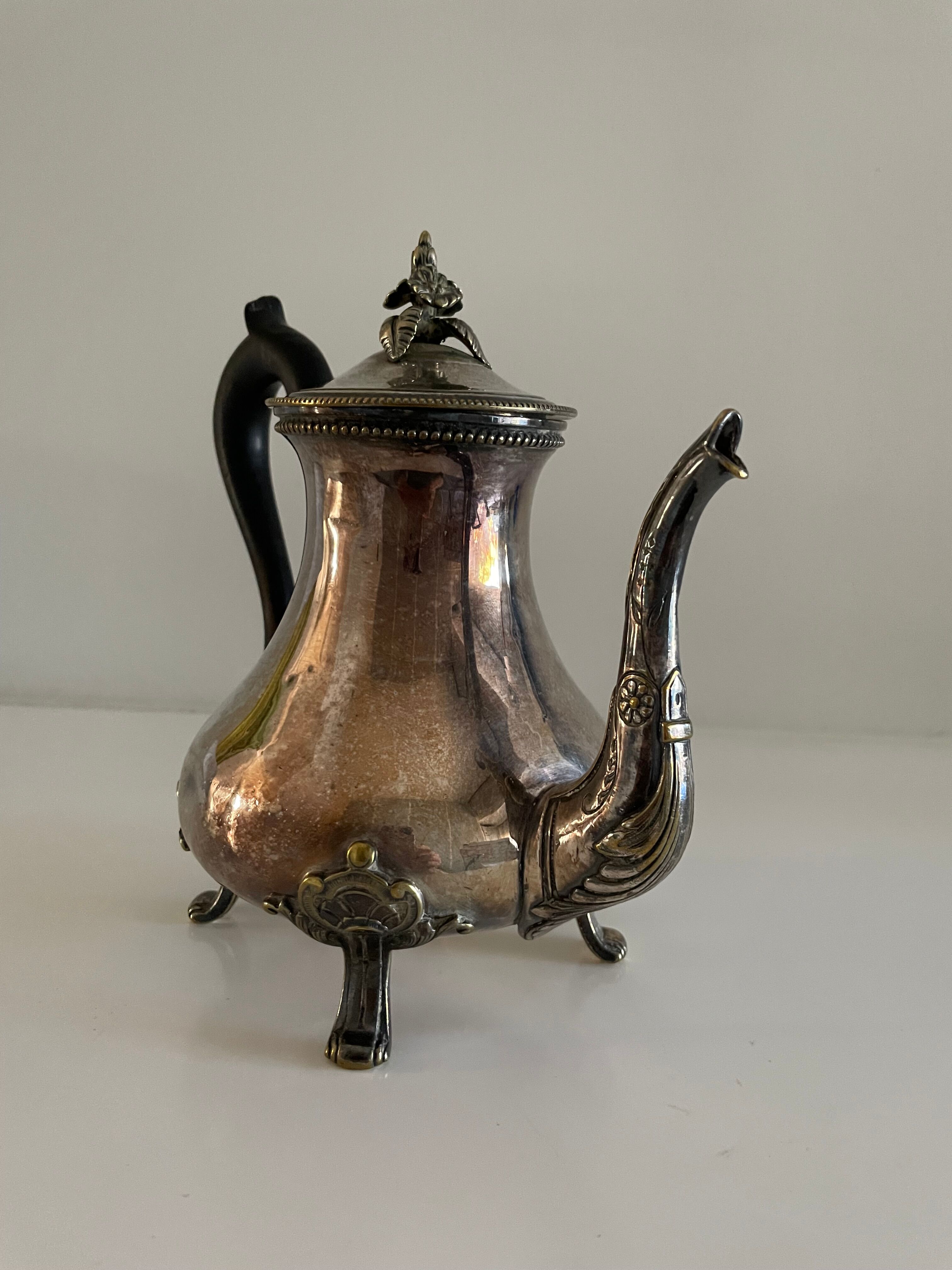 Victorian coffee pot/teapot