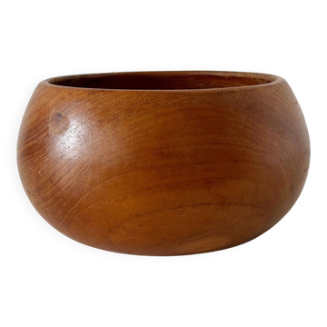 Large dish or wooden catchall from the 1960s.