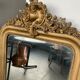 Miroir à moulure dorées