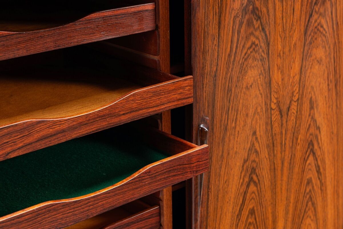 Gunni Omann highboard model 19 in rosewood Omann Jun Denmark 1960