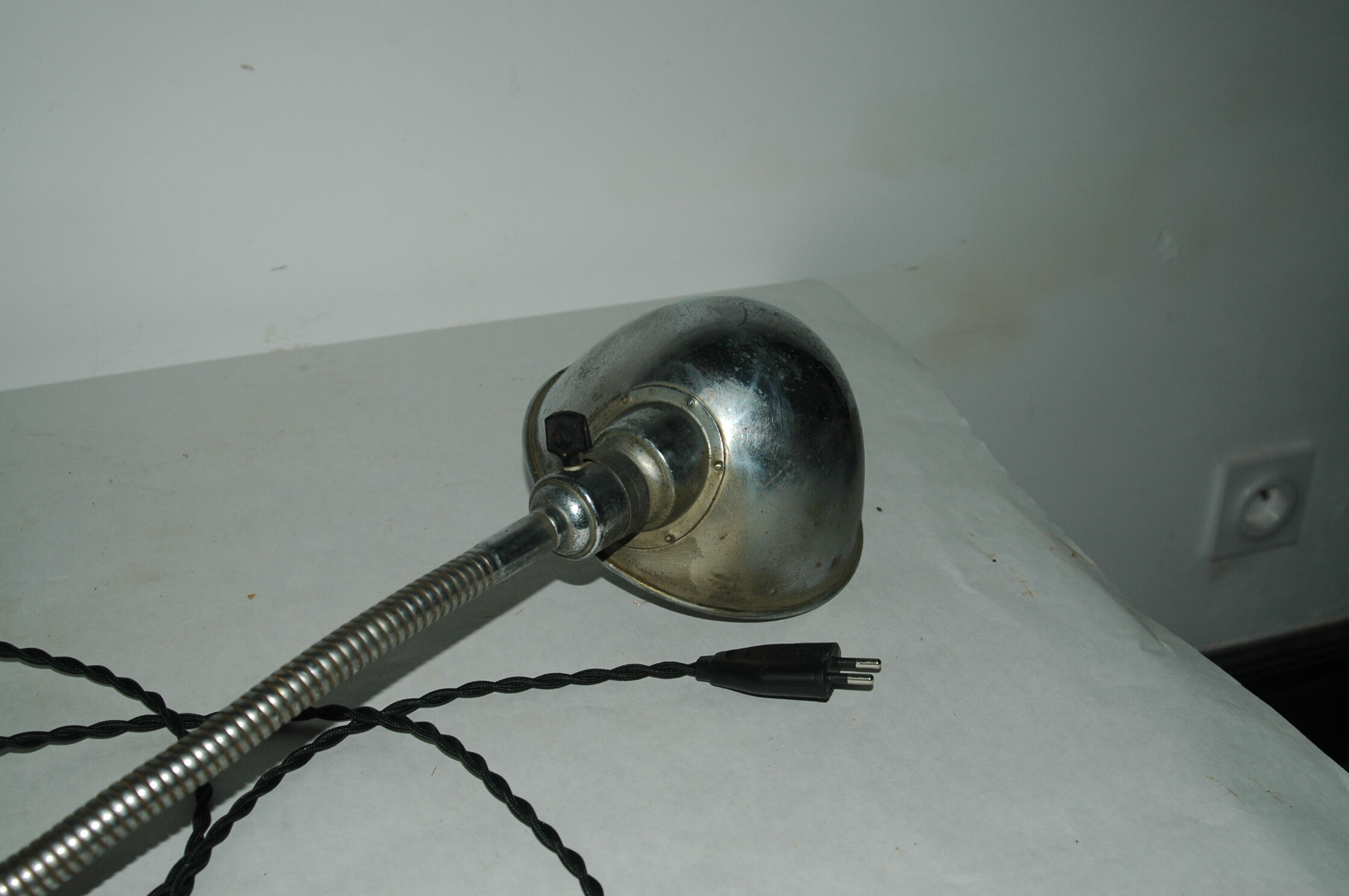 Lampe industrielle d'atelier architecte