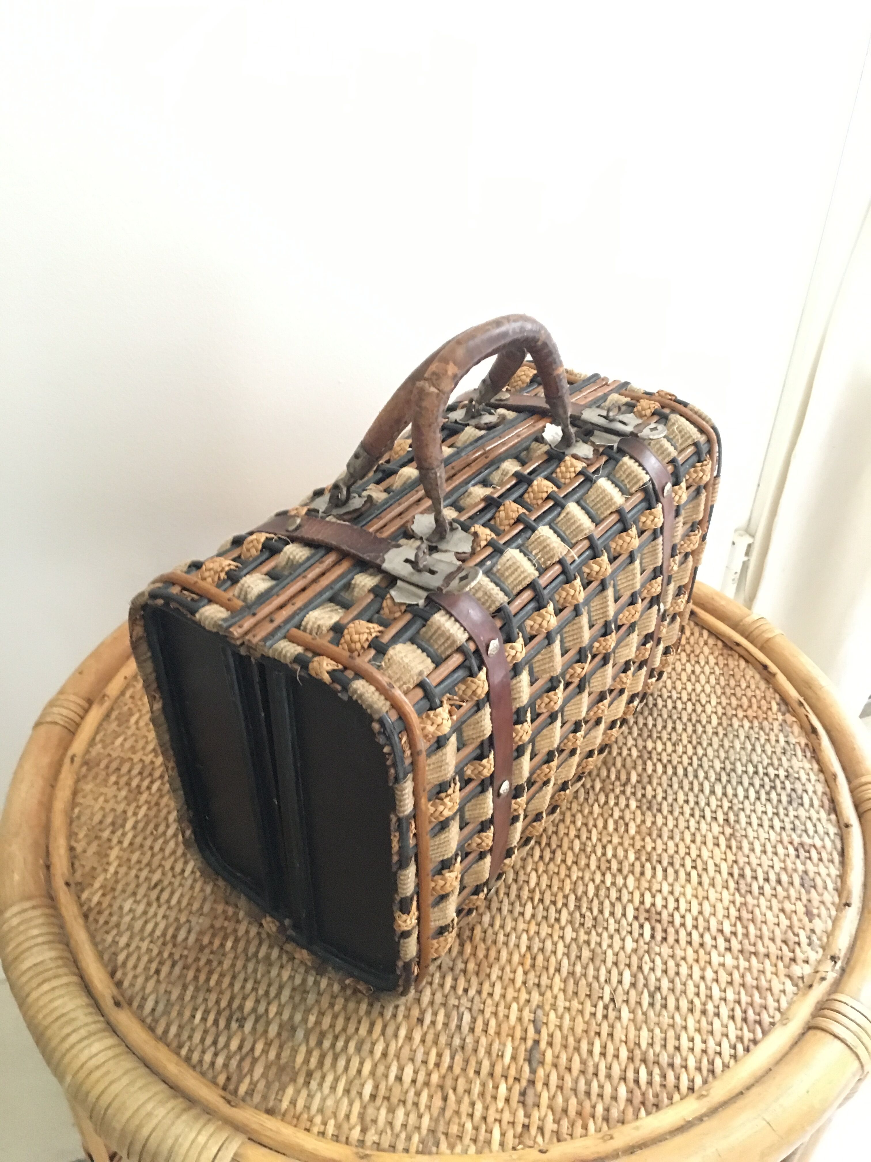 Old suitcase 1900