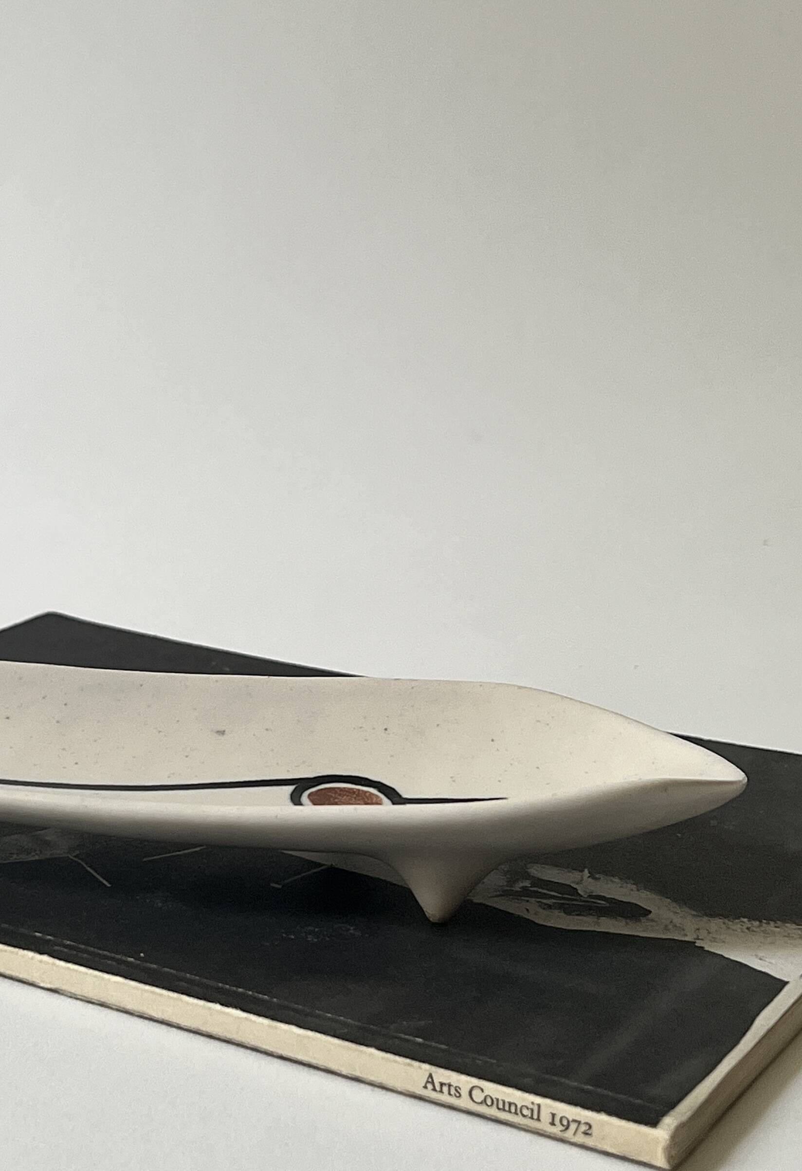 Ceramic pocket emptier signed Guy Rolland Marcy, France 1950