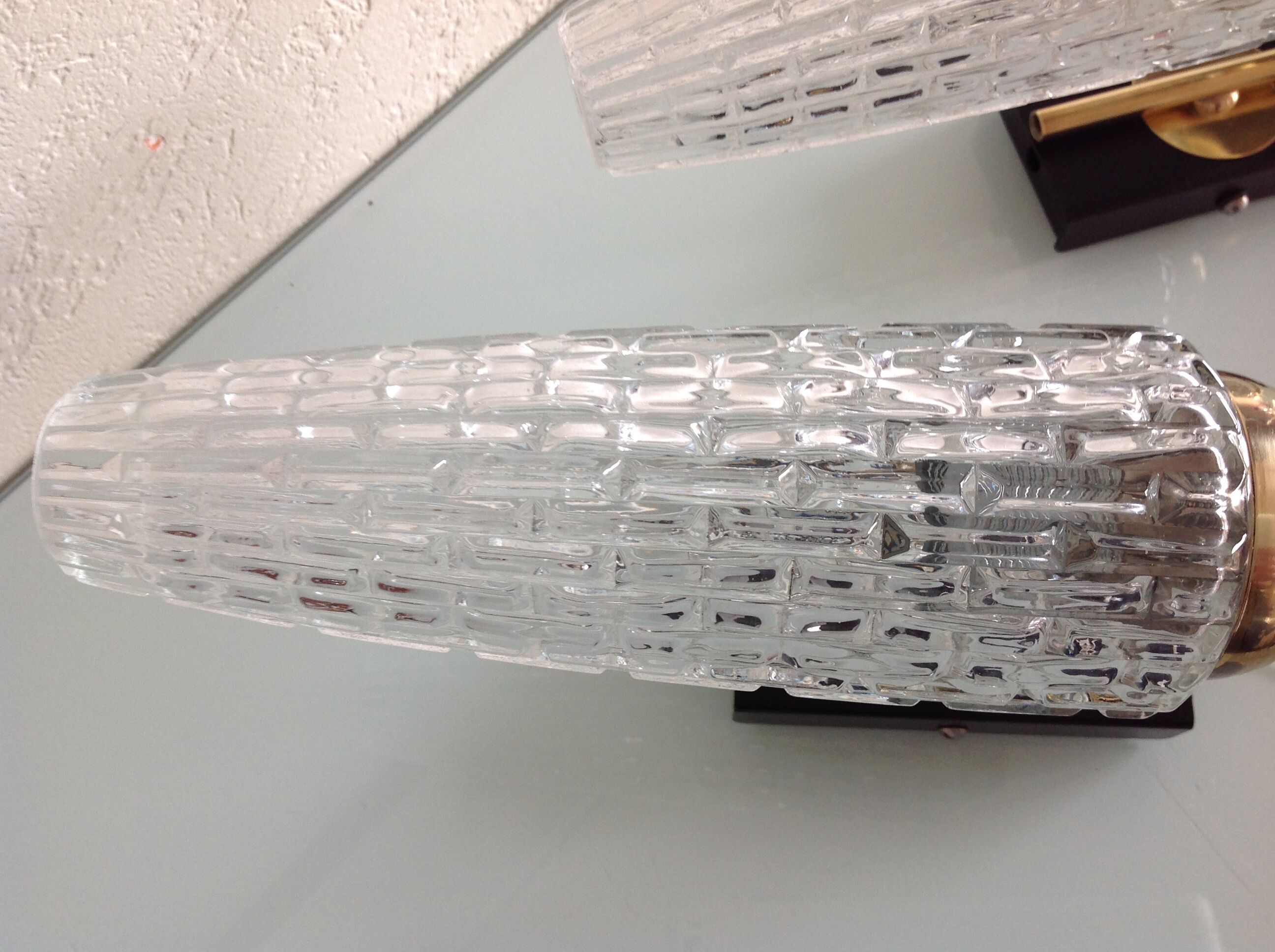 Pair of brass sconces and tulip glass 60