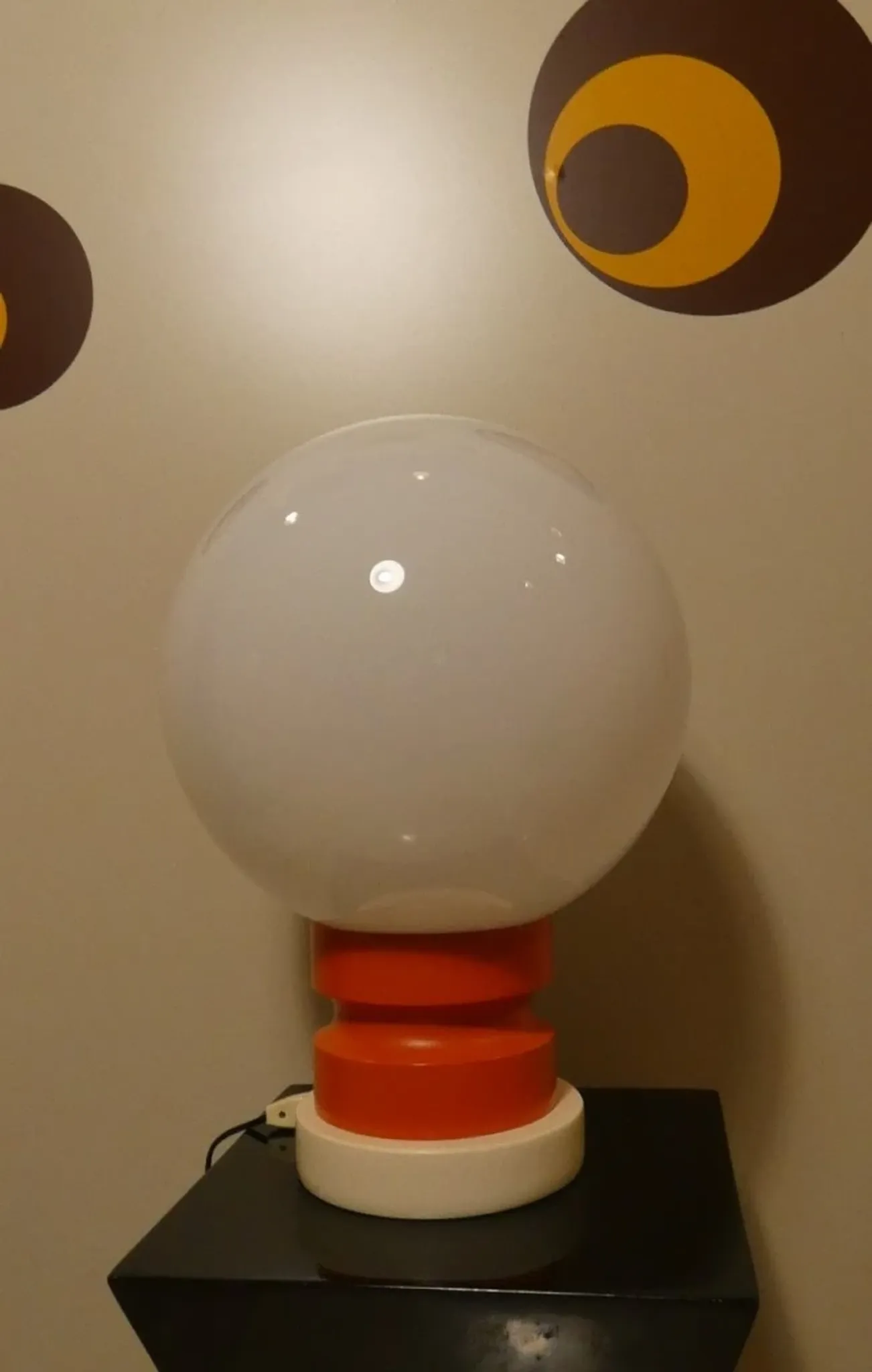 Opaline glass and wood table lamp, Italy, 1970s