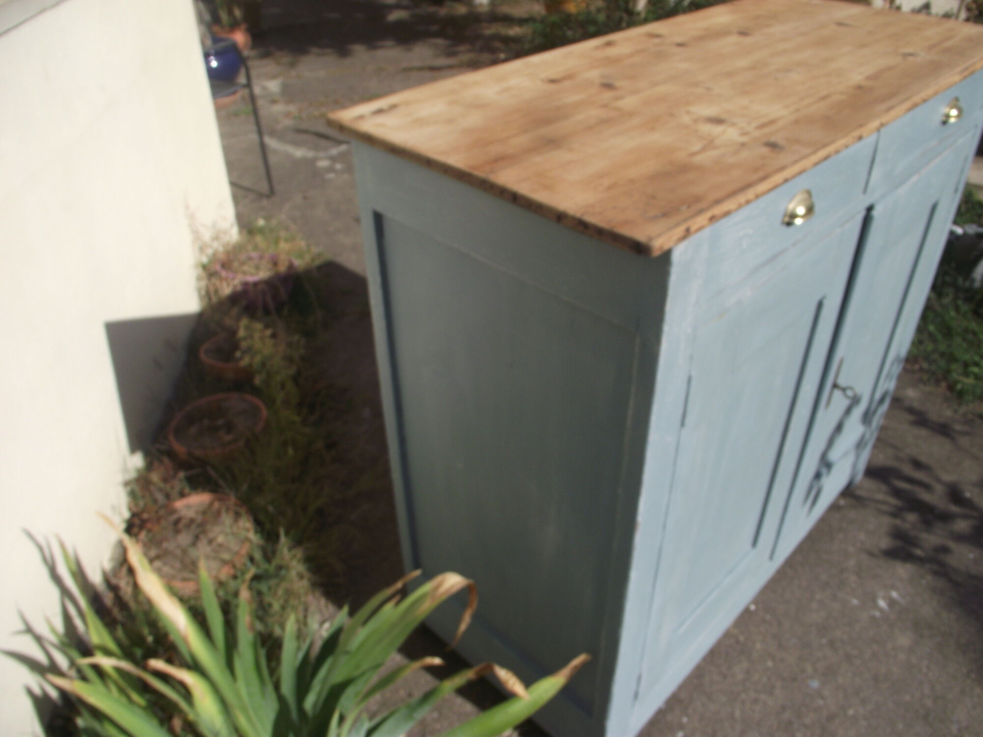 Parisian buffet in solid fir mid 20th painted bluish gray
