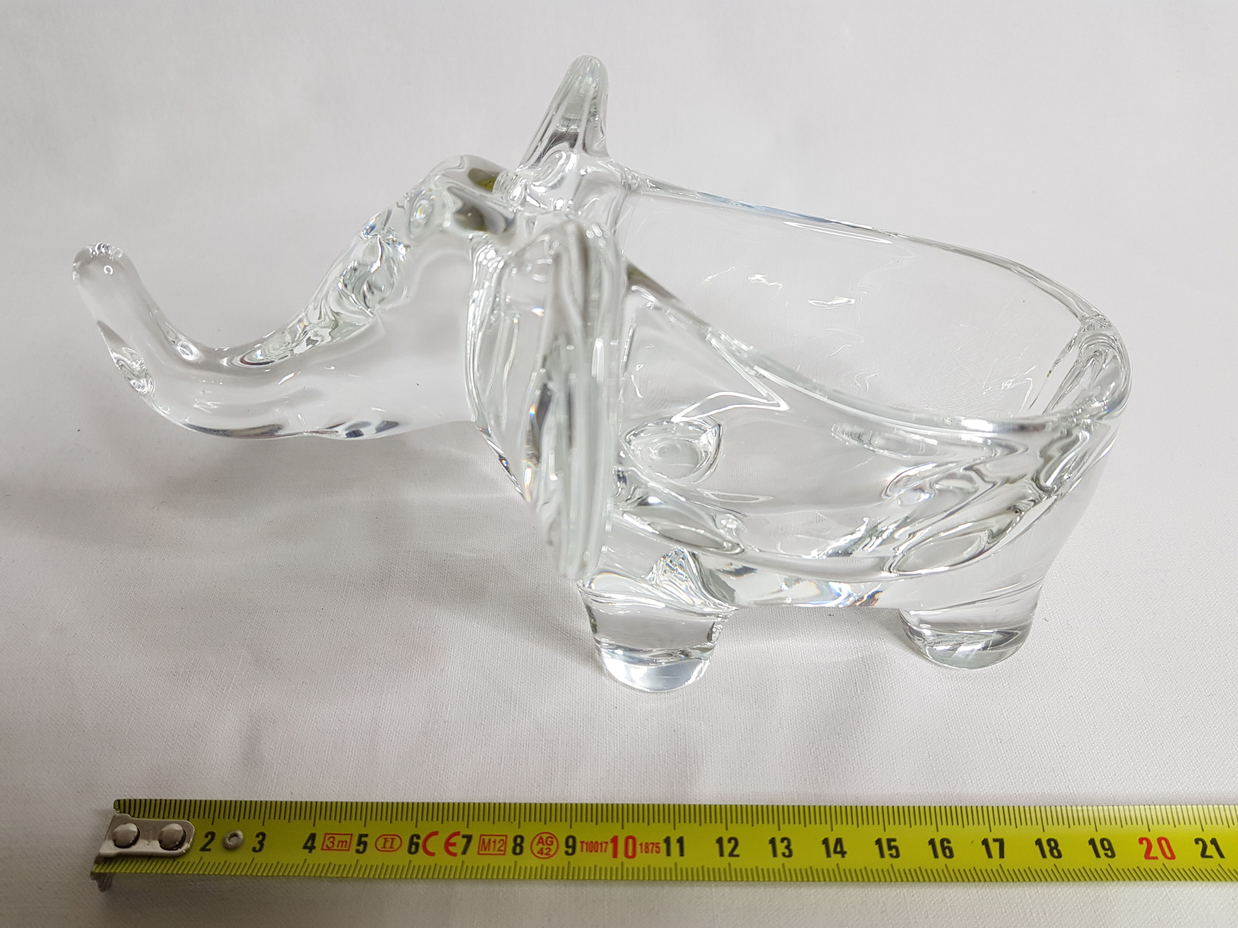 Catchall "Elephant" in crystal "Art Vannes France"