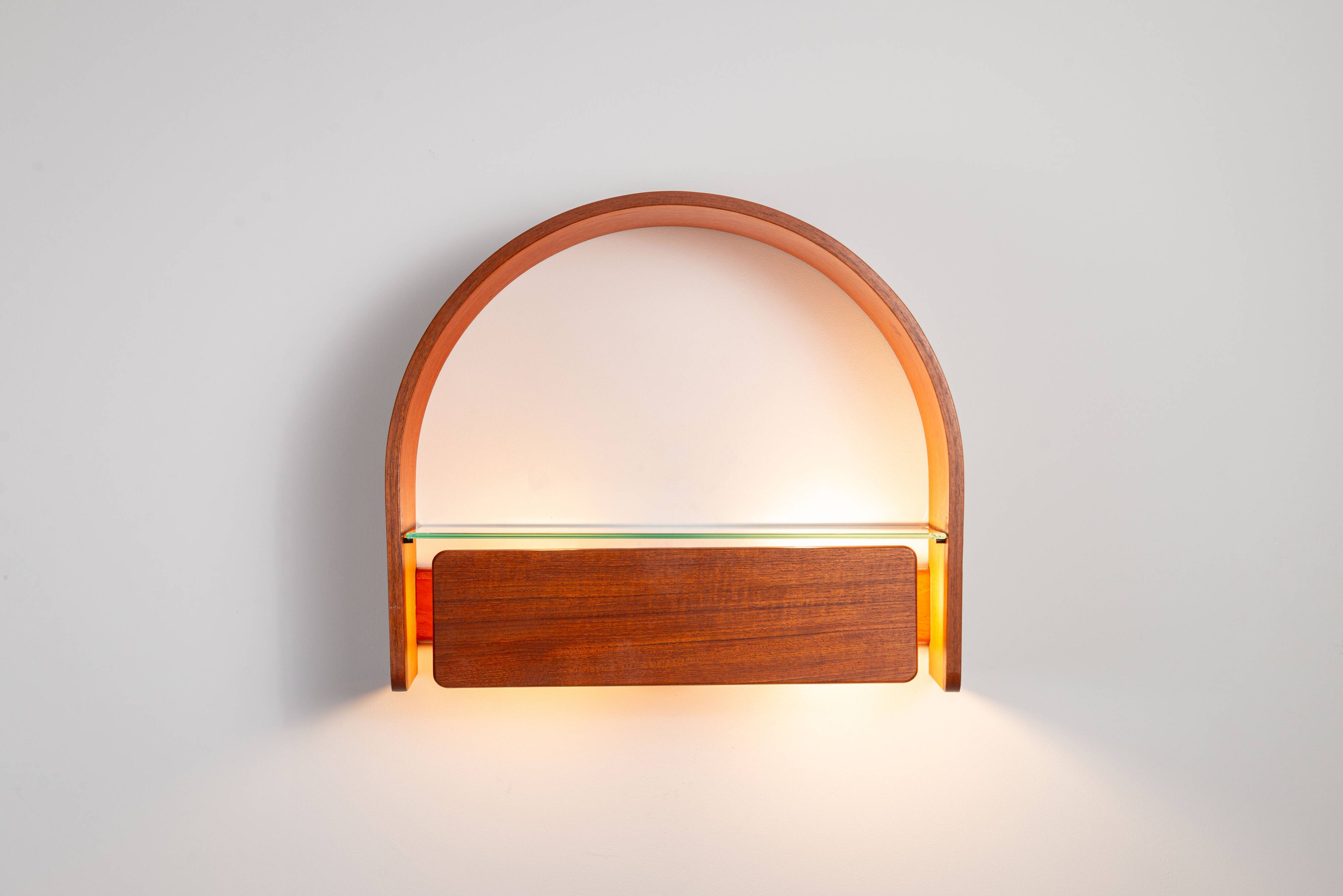 Domus wall console with lighting and glass