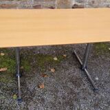 USM Kitos design table