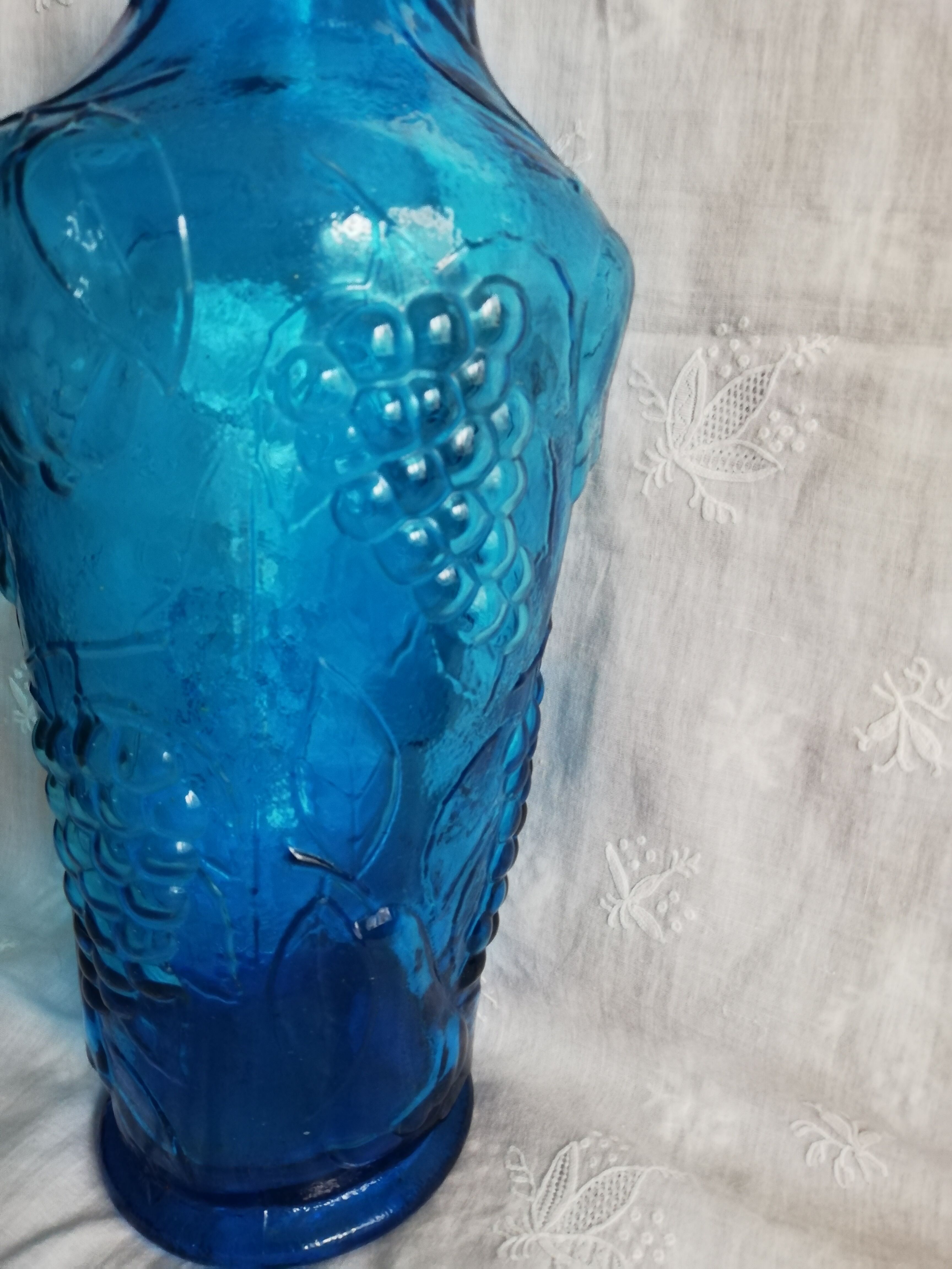 Italian vase in engraved blue glass