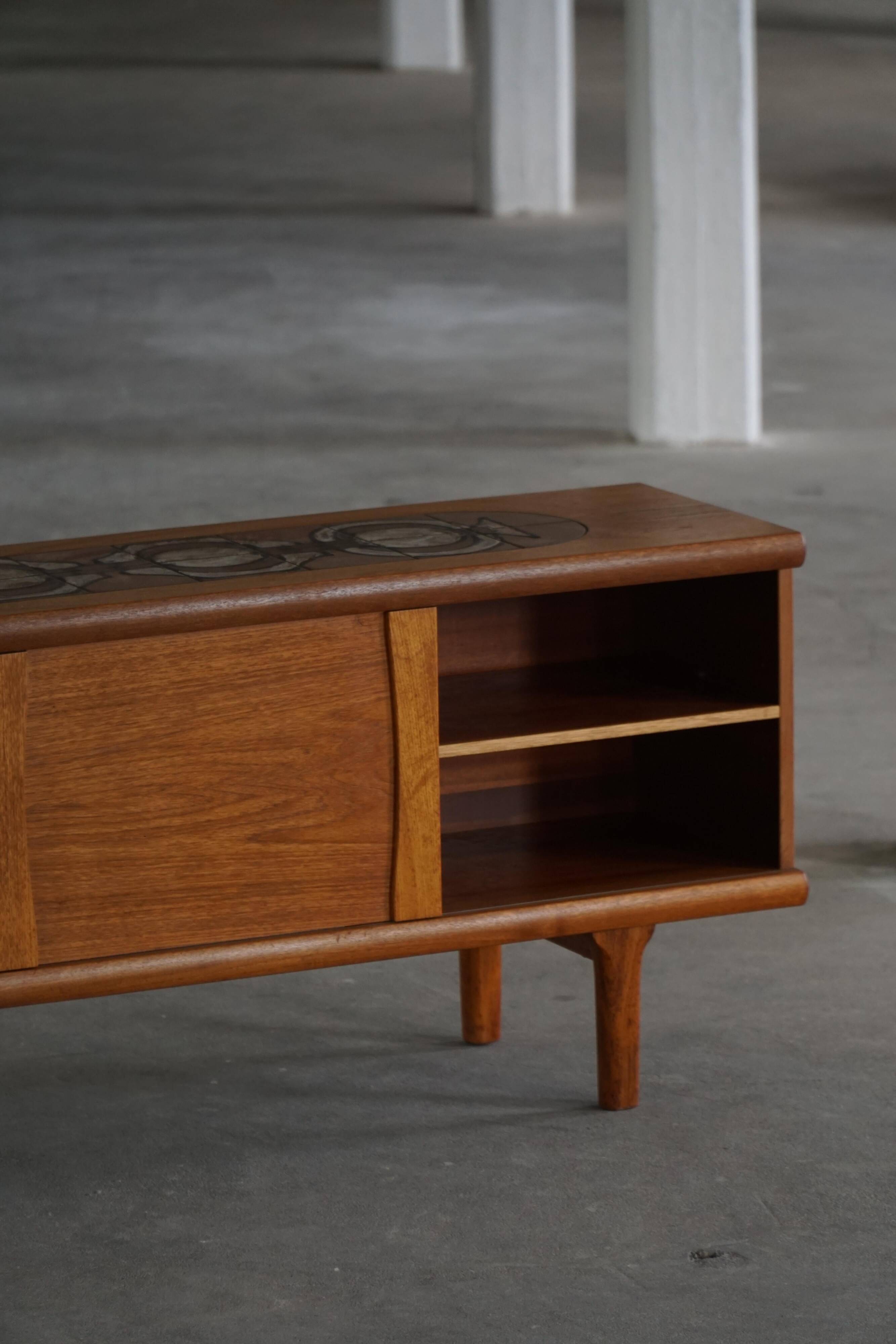 Hansen & Pedersen, independent teak credenza from mid-century modern, 1960s.