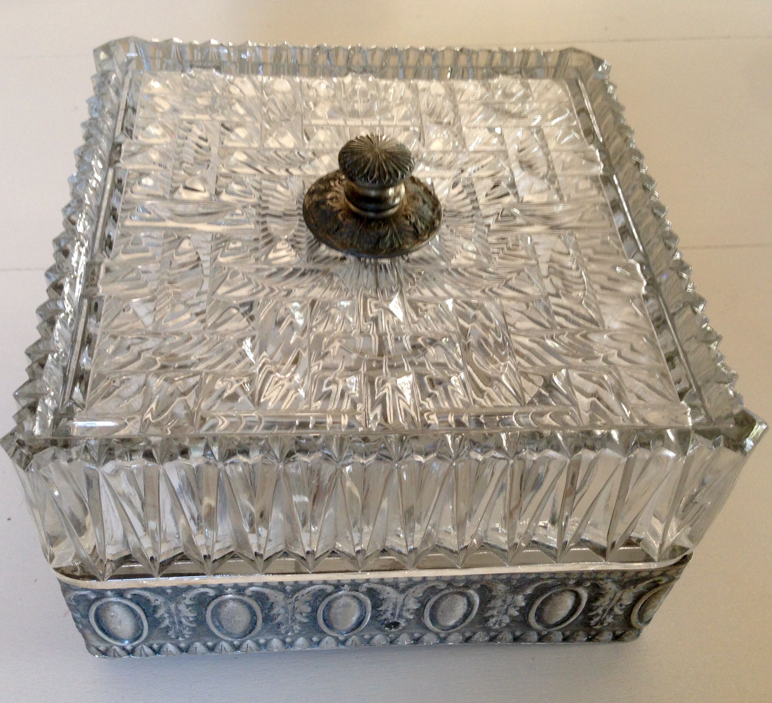 Former square ceiling metal silver crossfire