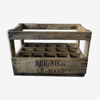 Reign bottle rack