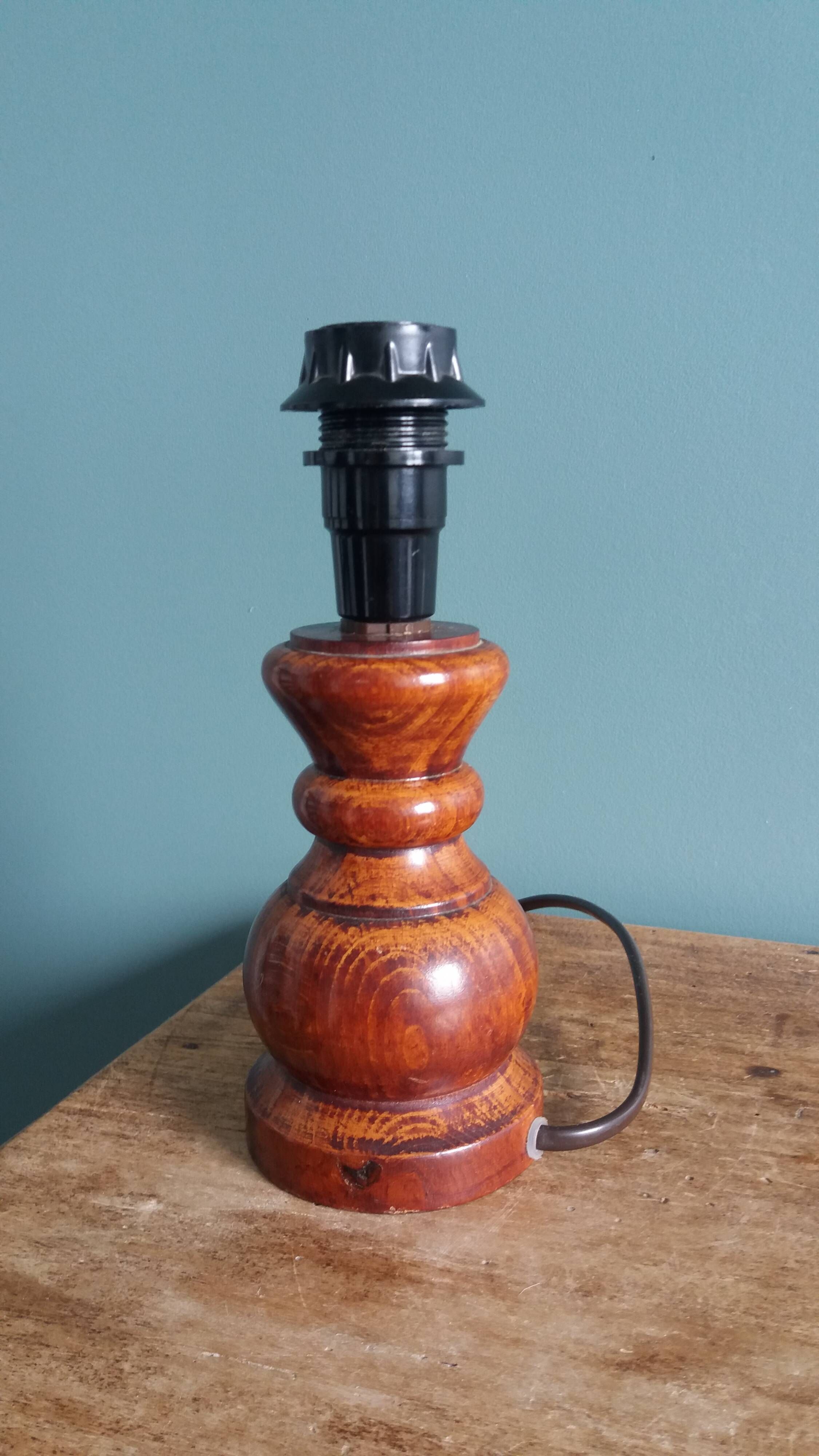 Lamp, turned wooden base