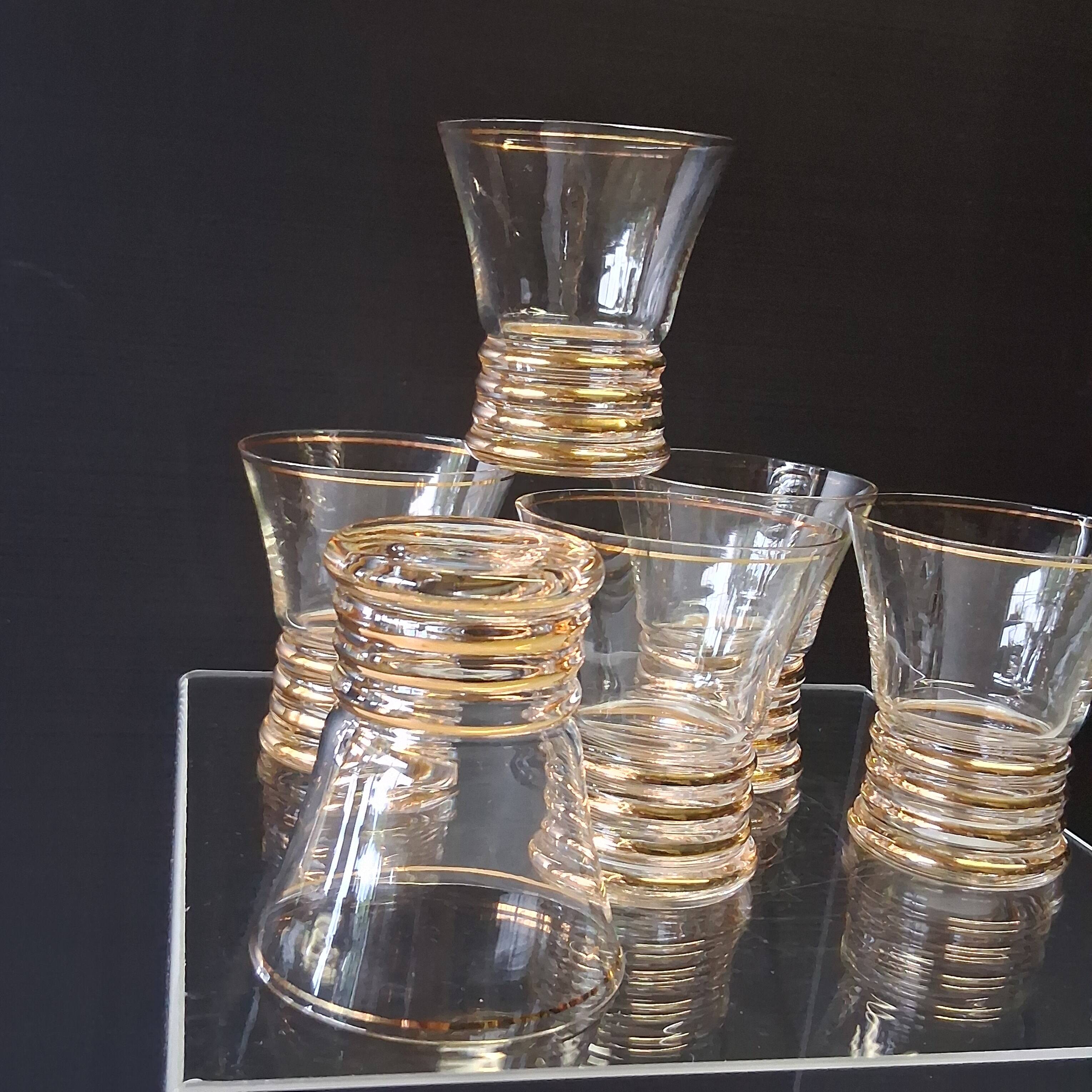 6 antique water glasses in good condition