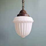 Art Deco suspension in pressed white opaline, 1920-30.