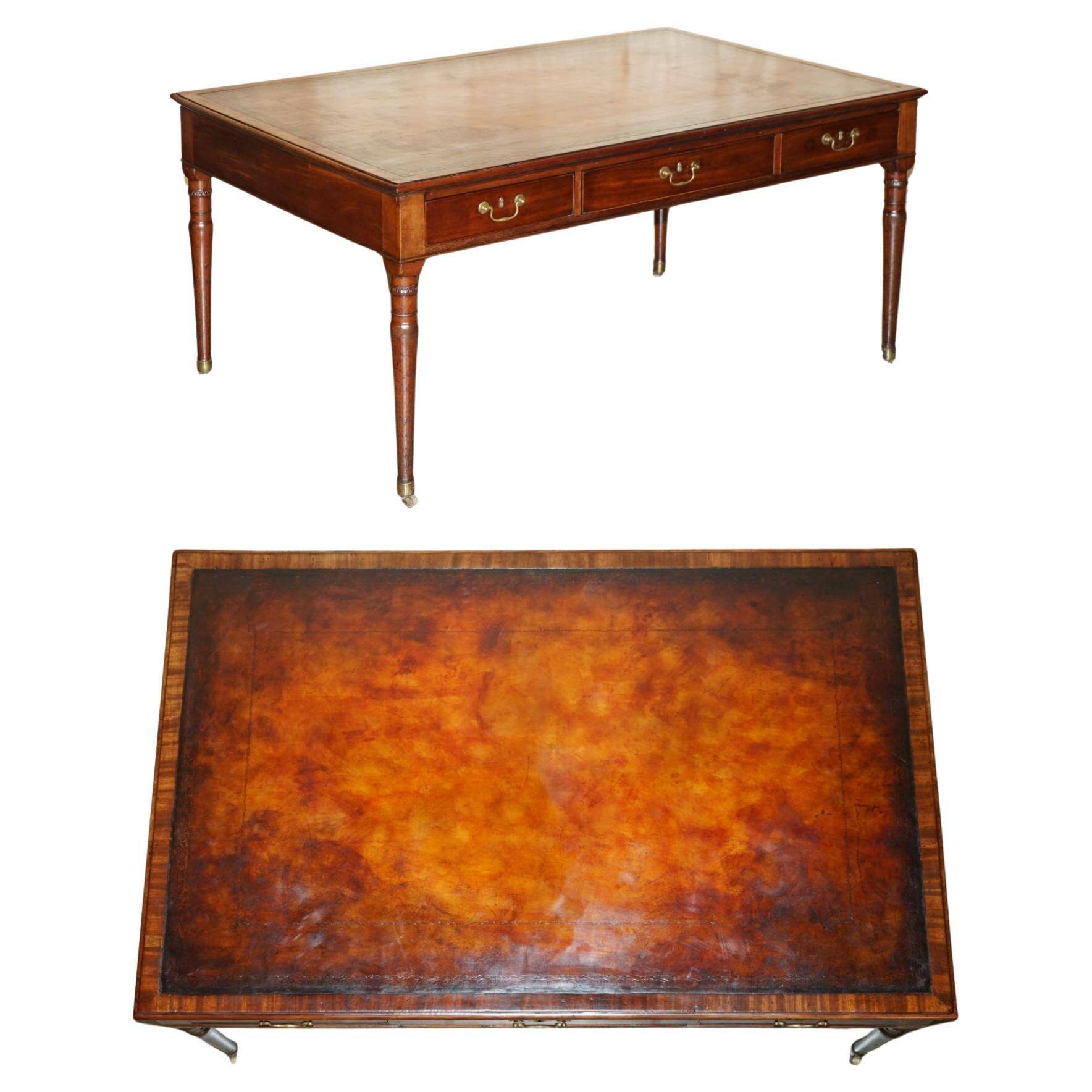 Bureau d'écriture géorgien irlandais antique restauré 1780 cuir