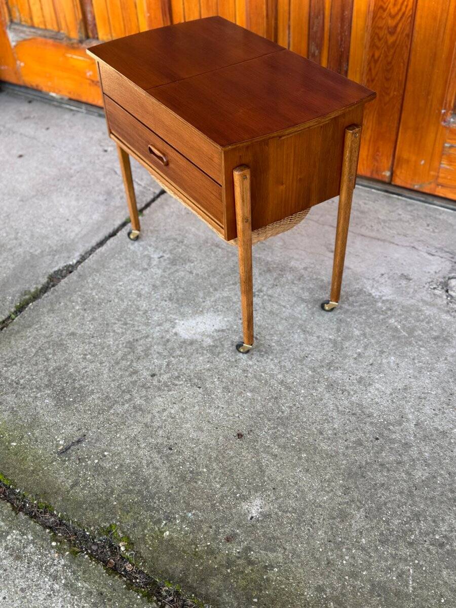 Danish storage cart in brown teak and wicker, 1960s, Mid-Century style.
