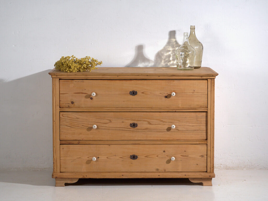 Antique solid pine chest of drawers – European rustic chest of drawers – circa 1900 #106