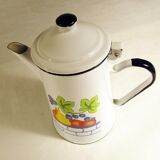 Retro style enamelled coffee maker
