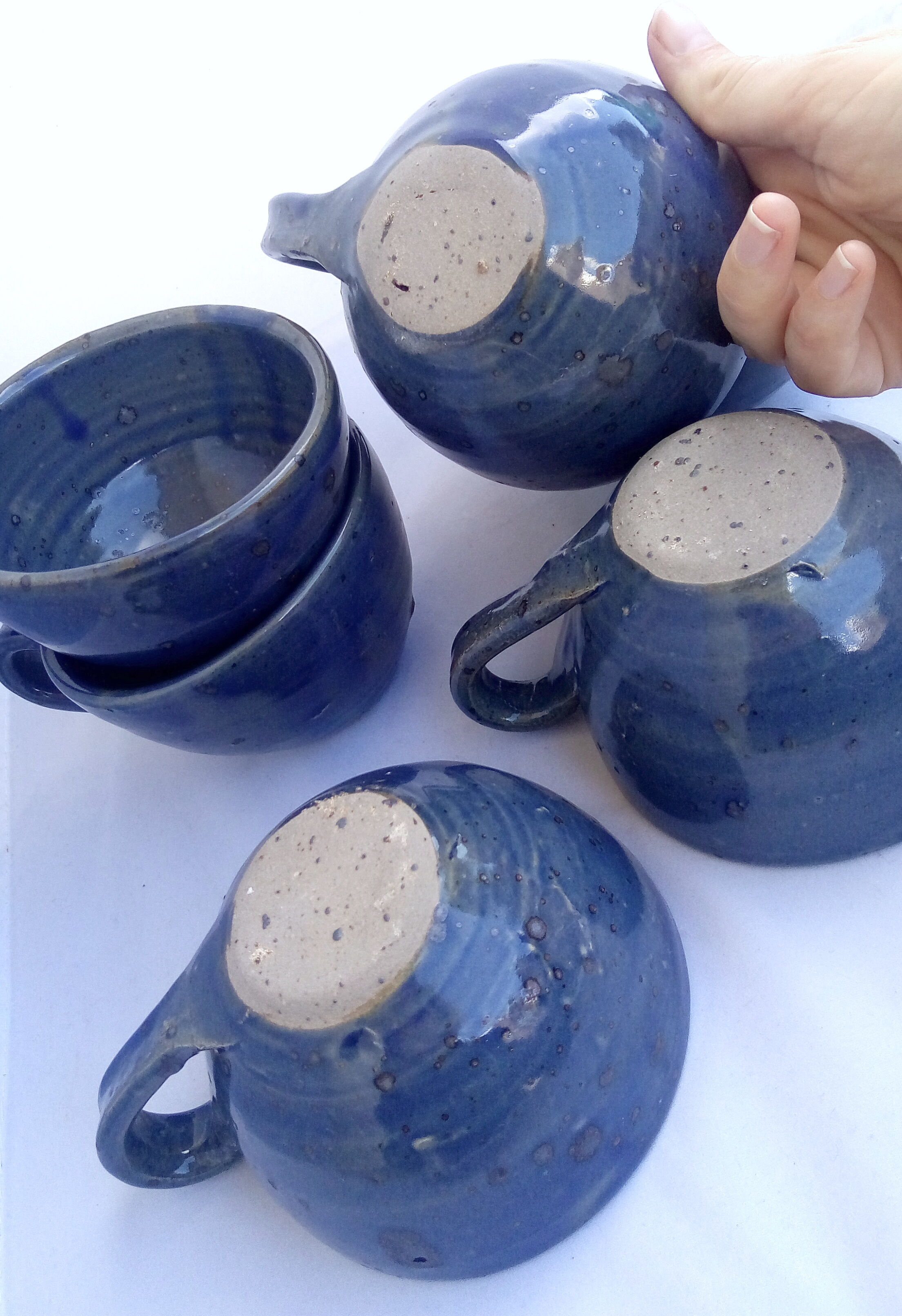 Lot of 6 cups in oceanic blue sandstone