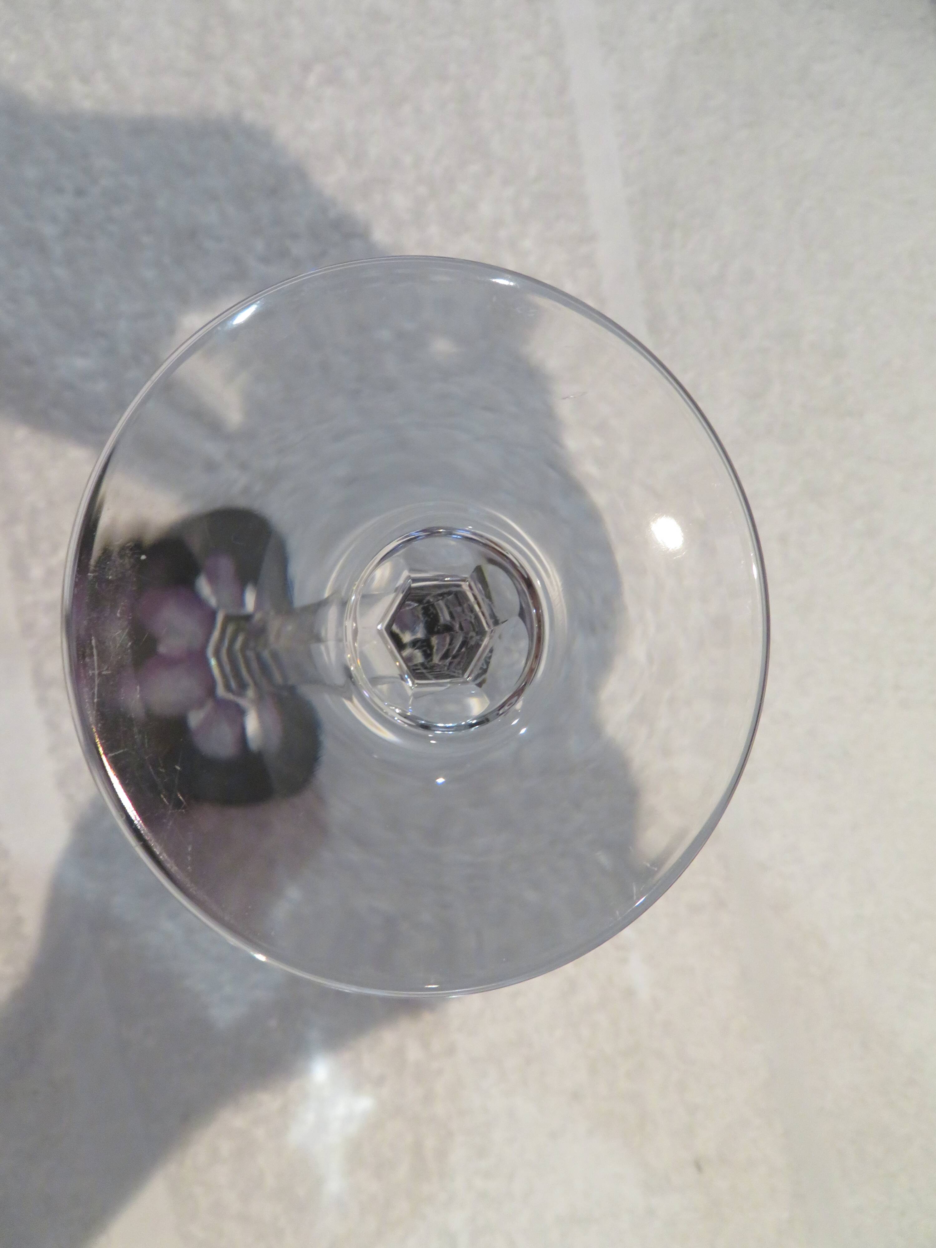 Baccarat crystal wine glass 12cl model Genova lined Amethyst 19.1cm