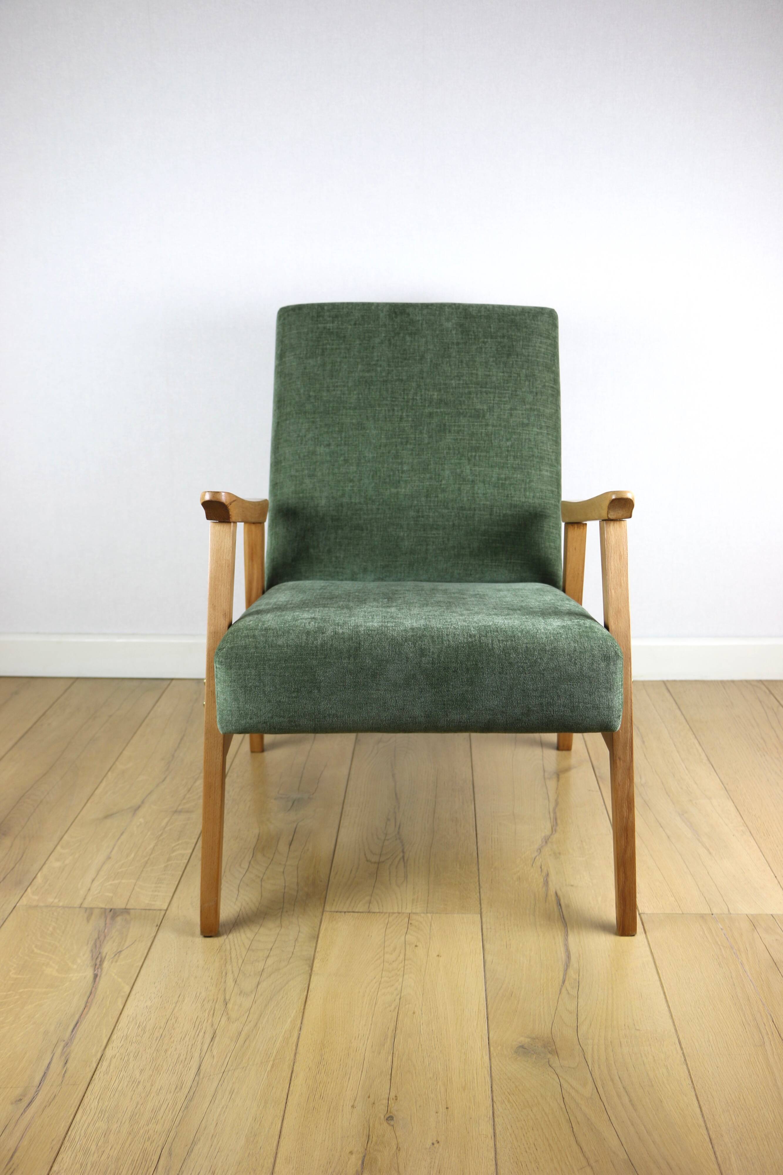 Classic armchair green olive structural light wood