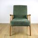 Fauteuil classique en bois clair structurel vert olive