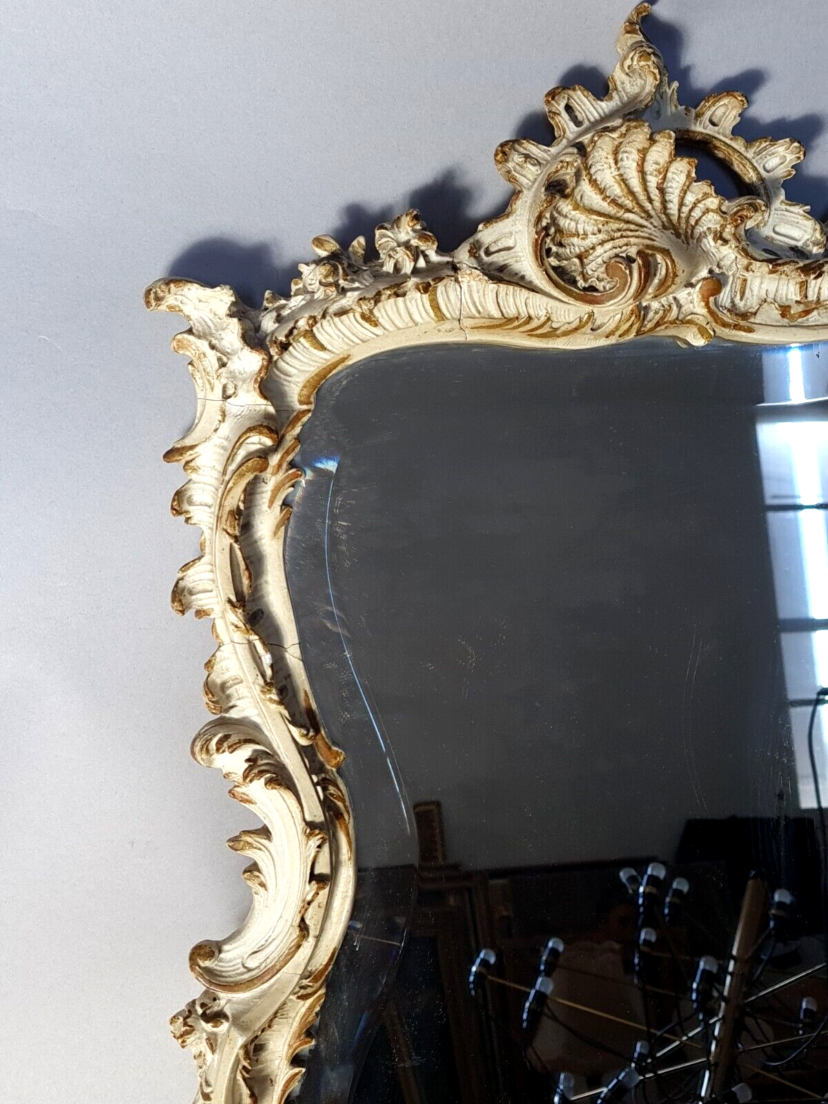 Beveled mirror late nineteenth century 61x44cm