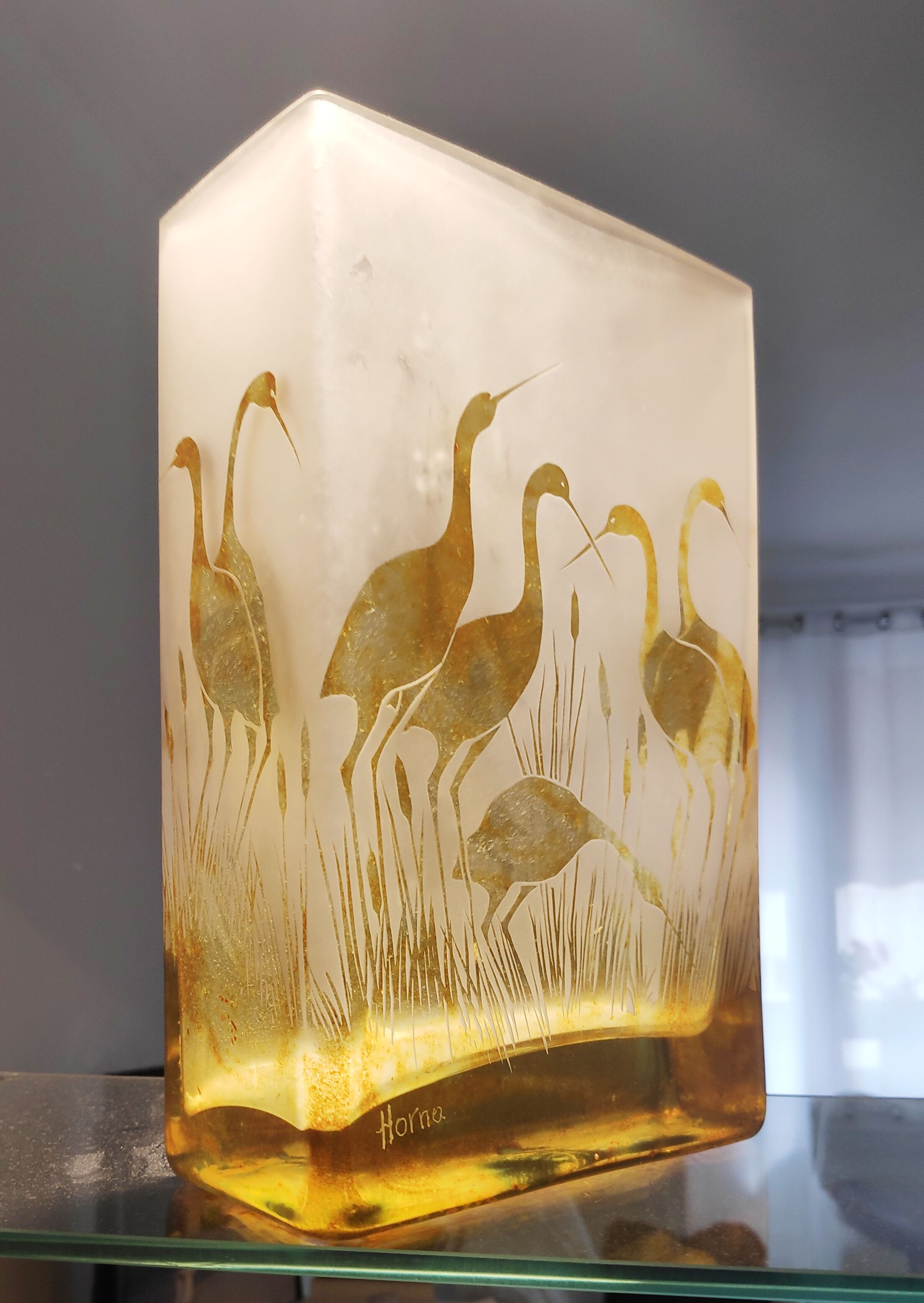 Vase signé Horna