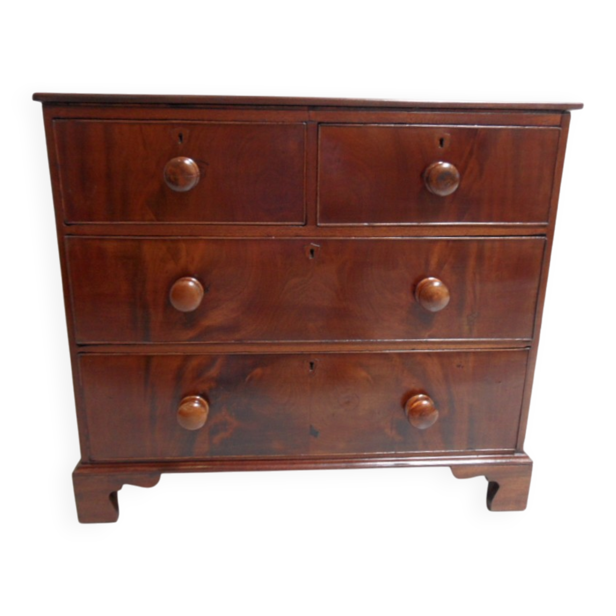 Commode en acajou antique