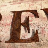 Rêve en lettres métalliques