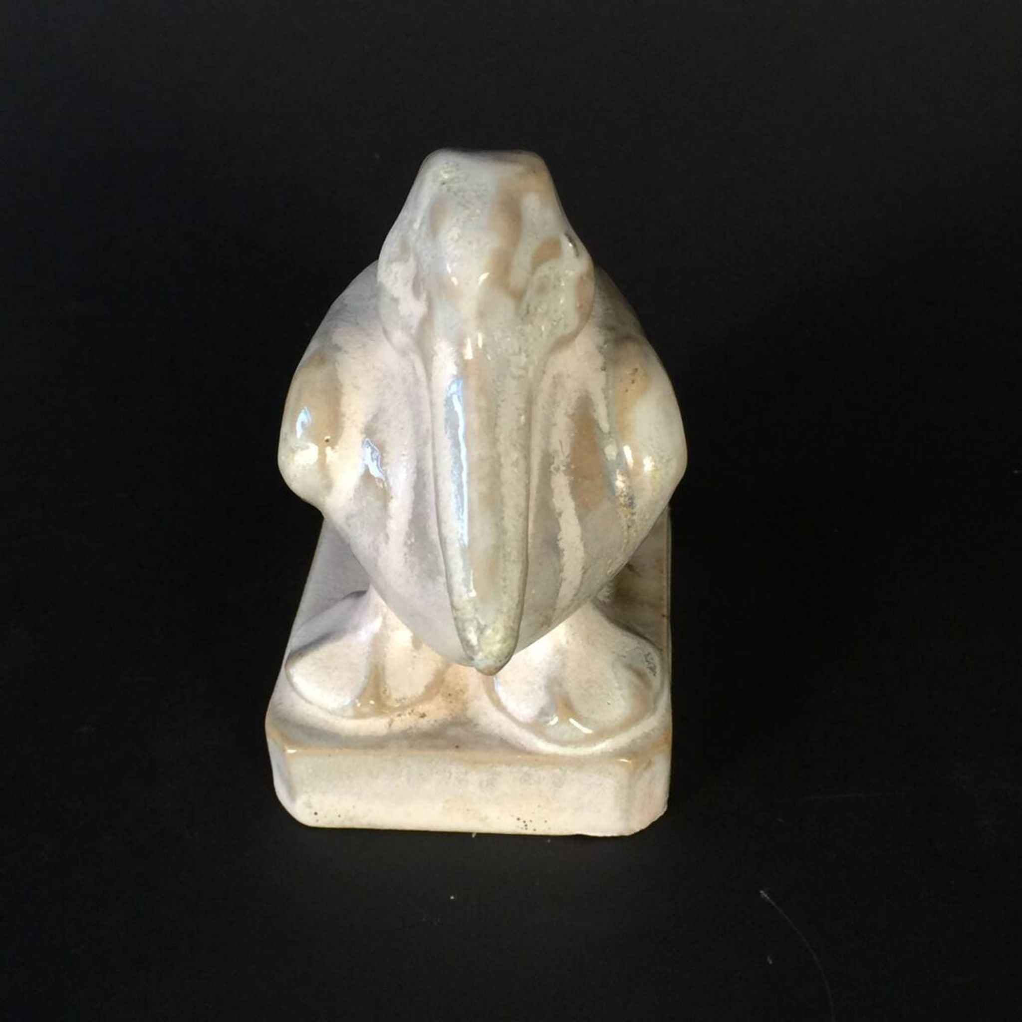 Roger Guerin - Stylised Pelican - Art Deco sculpture in sandstone (from Bouffioulx)