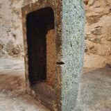 Old trough in Volvic stone – 18th century