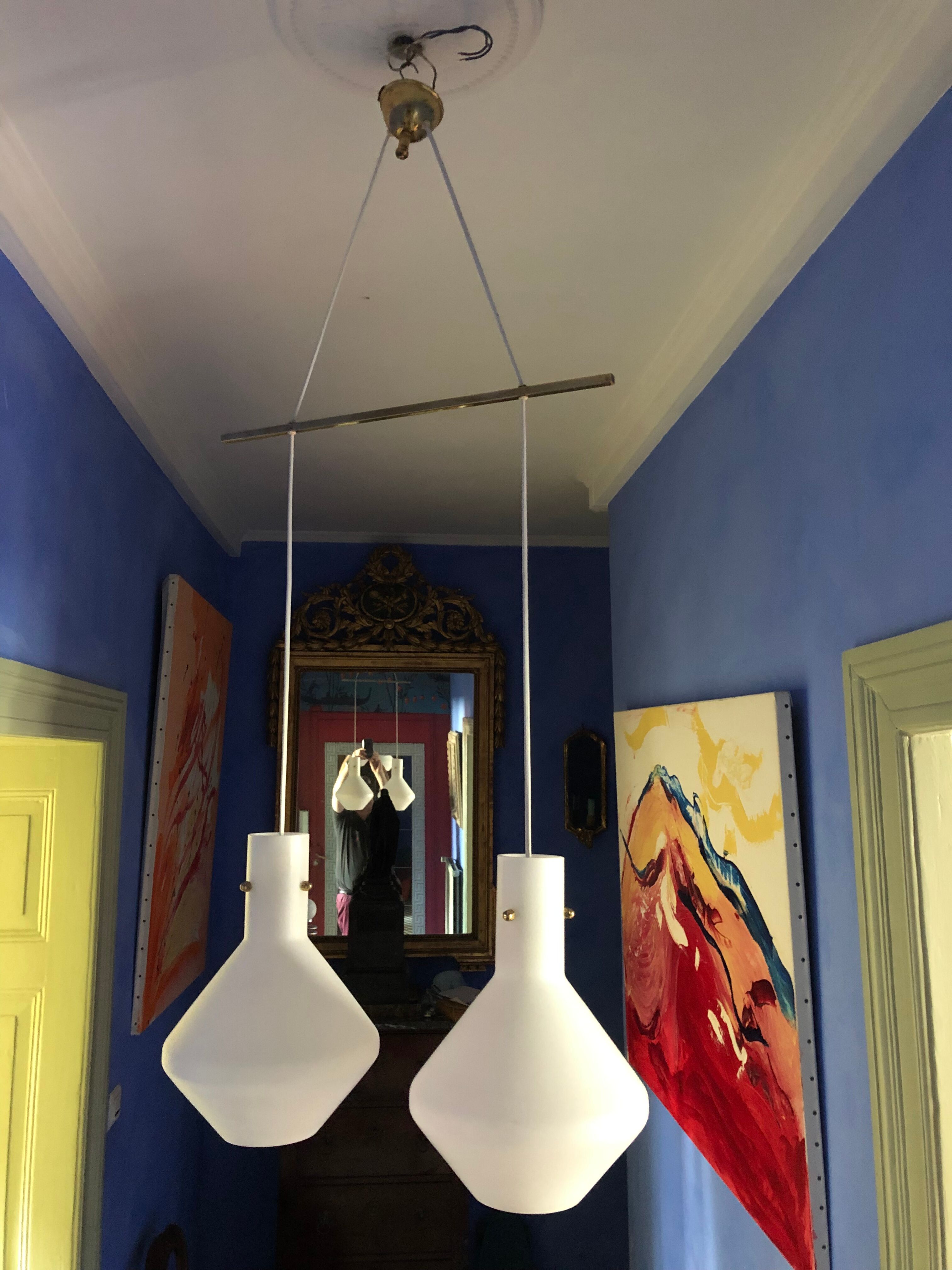 Scandinavian suspension 1960 2 white opalines