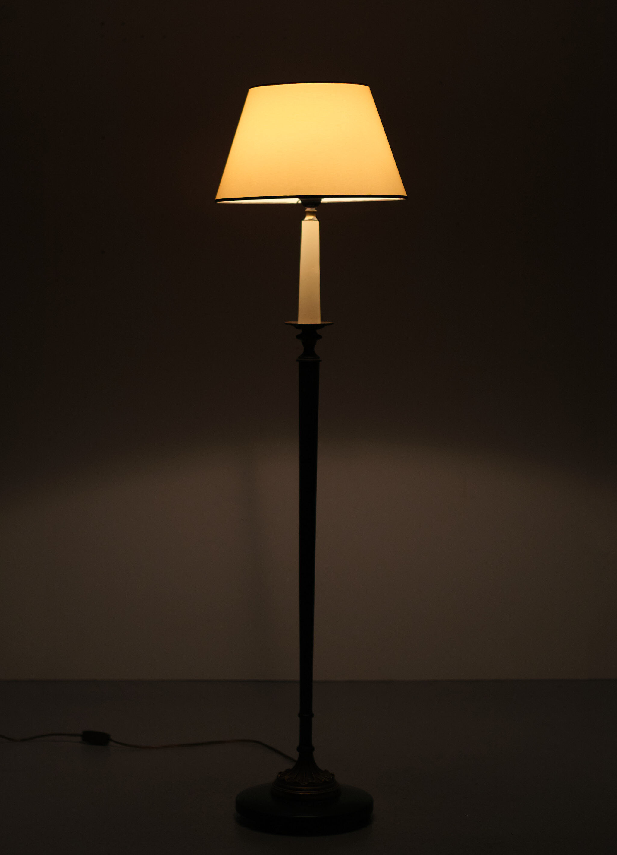 Small Classic Floorlamp, 1960s, France