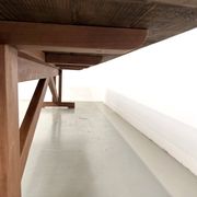 Refectory table in solid pine and beech, with X-shaped legs.