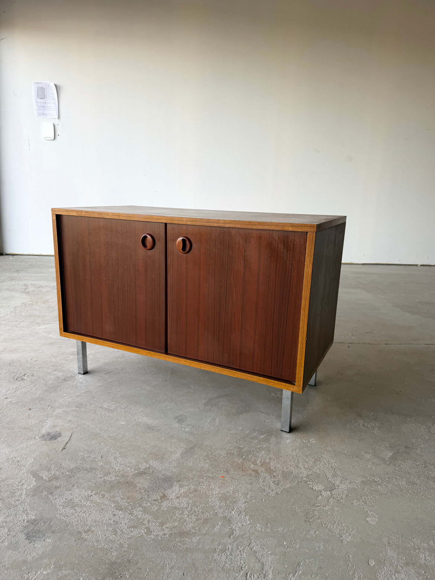 Petite enfilade / buffet double design scandinave moderniste teck