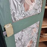 Parisian khaki wardrobe