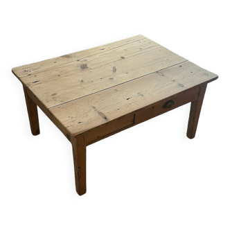 Table basse de ferme ancienne 1 tiroir en bois massif brut