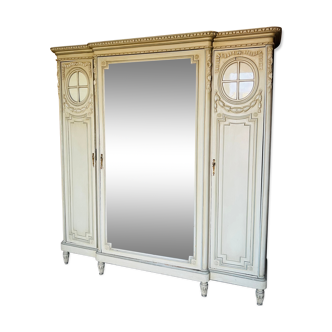 Armoire