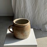 Large stoneware pot with ribbed handle H16
