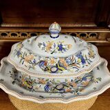Soup tureen on its dish in Desvres earthenware, Rouen decor by Géo Martel